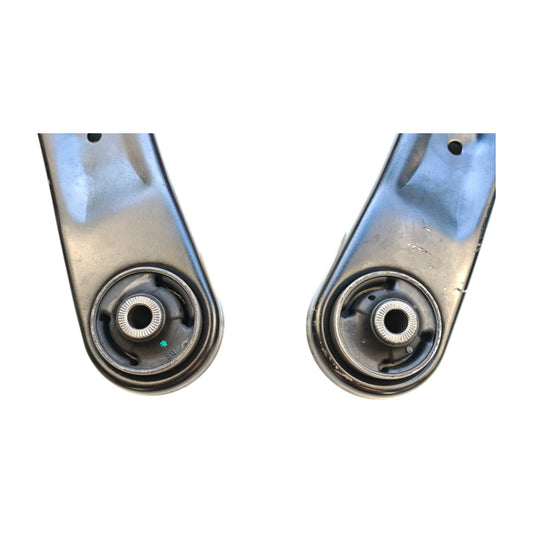 Pair Front Lower Control Arms with Ball Joint for KIA RIO UB 2011-2021